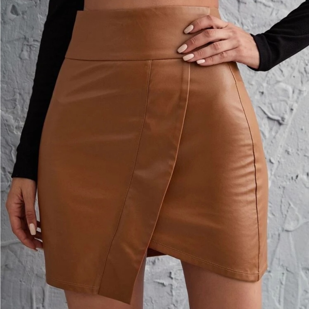SHEIN Camel Faux Leather Mini Skirt